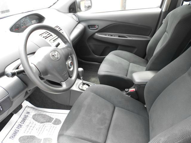 2012 Toyota Yaris 4DR 4WD Sport AT