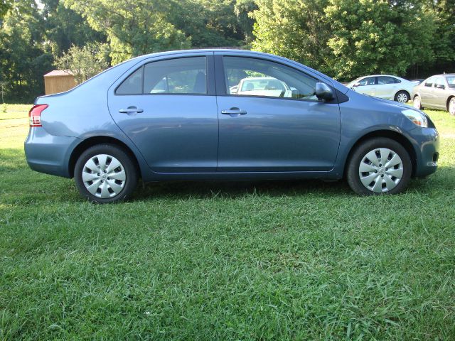 2012 Toyota Yaris Unknown