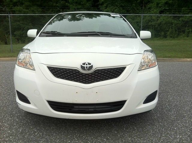 2012 Toyota Yaris 4DR 4WD Sport AT