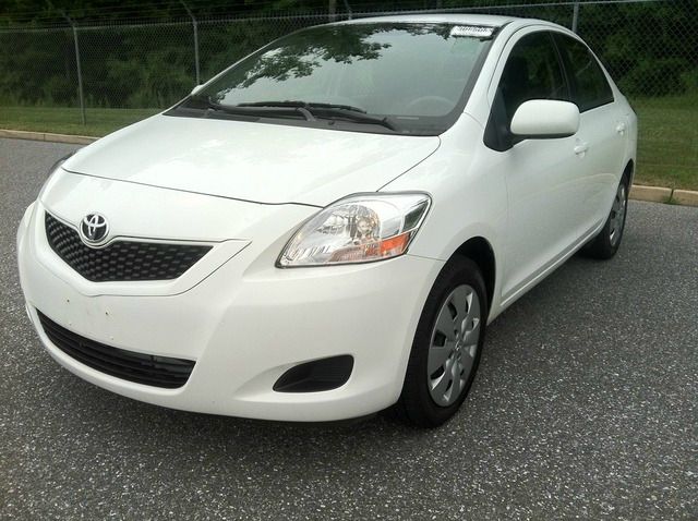 2012 Toyota Yaris 4DR 4WD Sport AT