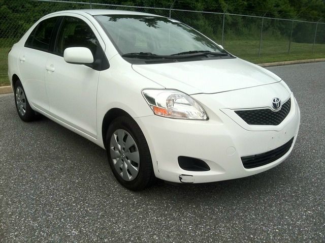 2012 Toyota Yaris 4DR 4WD Sport AT