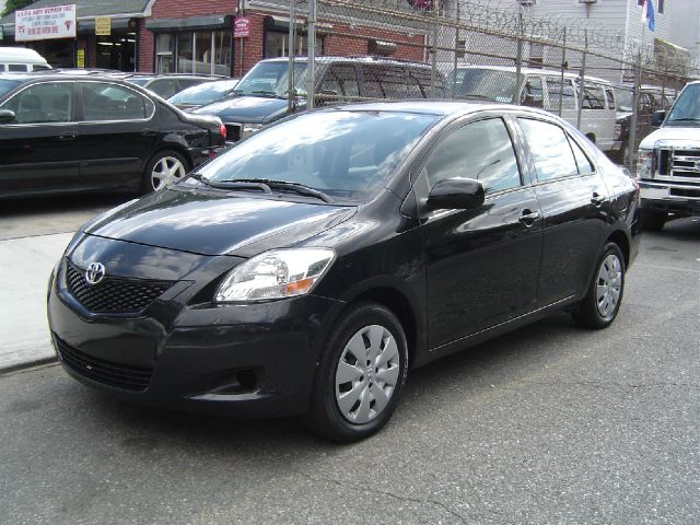 2012 Toyota Yaris 4DR 4WD Sport AT