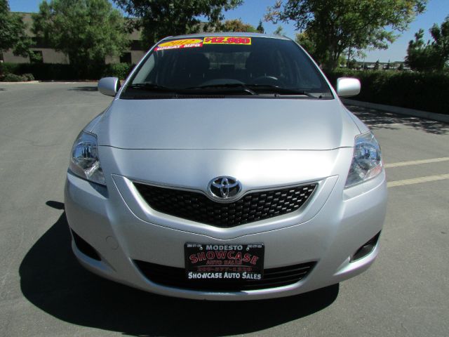 2012 Toyota Yaris 4DR 4WD Sport AT