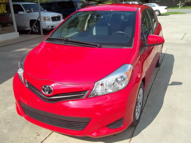 2012 Toyota Yaris 2.0T Local Trade-in