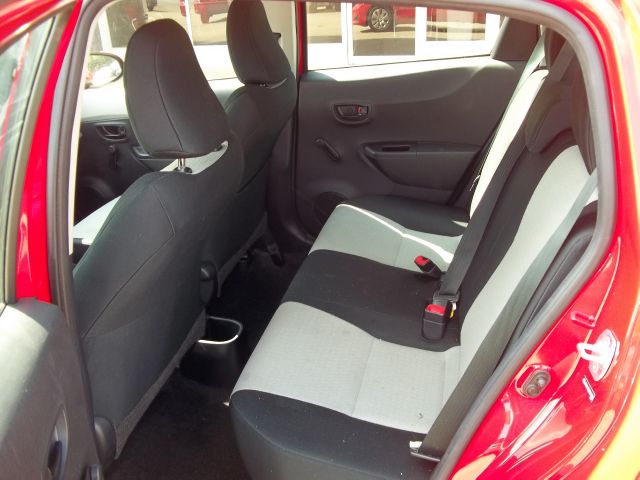 2012 Toyota Yaris 2.0T Local Trade-in