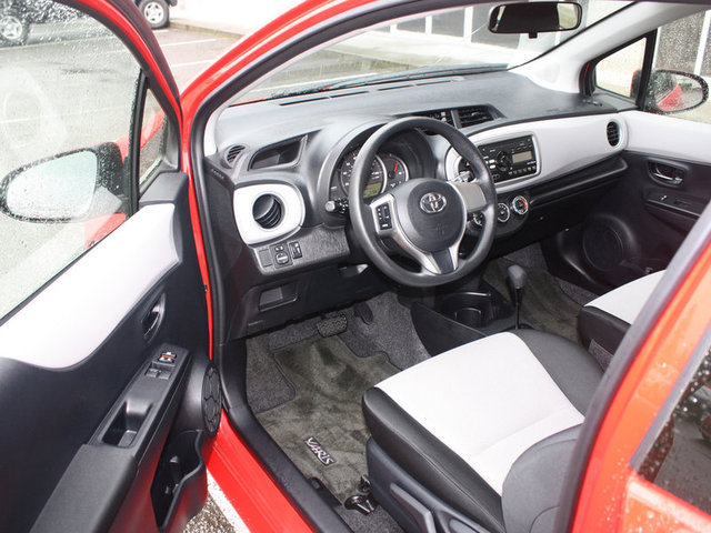 2012 Toyota Yaris SEL 2.0 Turbo WITH Panoramic S