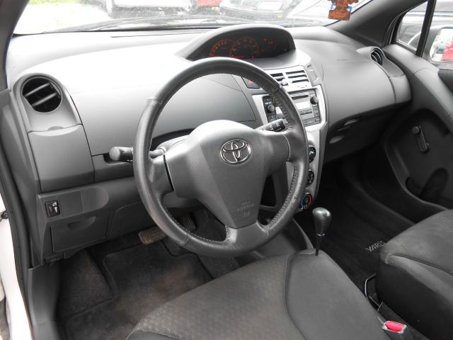 2014 Toyota Yaris Unknown