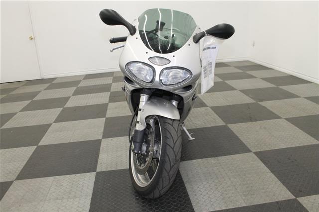 2000 Triumph Daytona 330xi