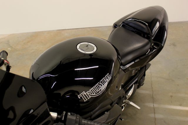 2005 Triumph Daytona 4dr Sdn Auto (natl) Hatchback