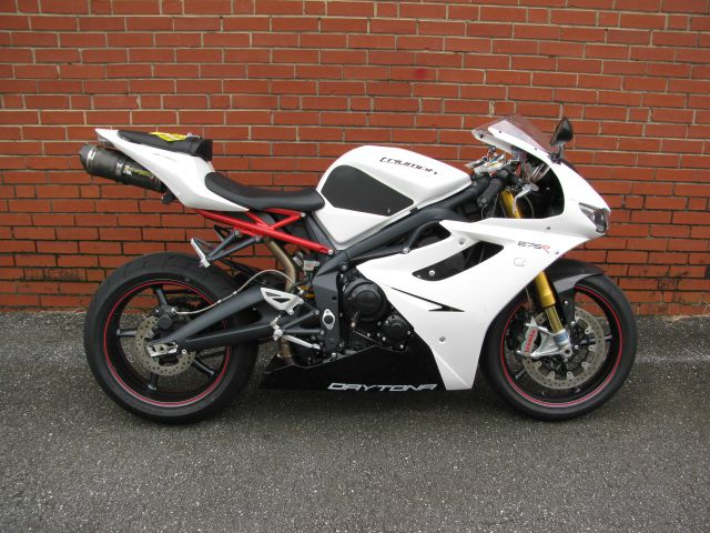 2012 Triumph Daytona 675R Unknown