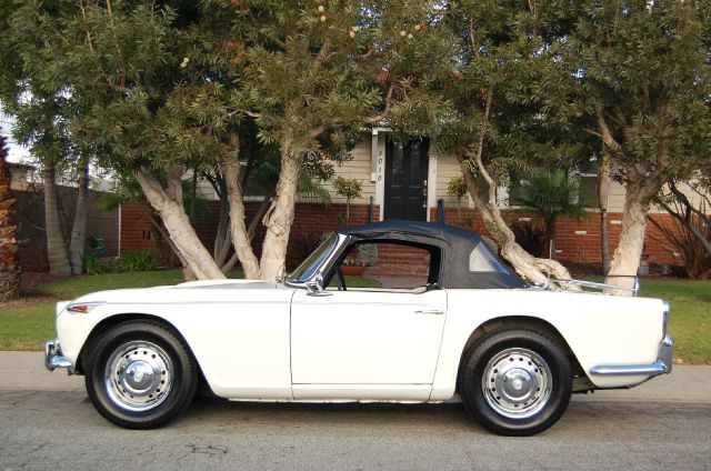 1967 Triumph TR4 Value Package SUV