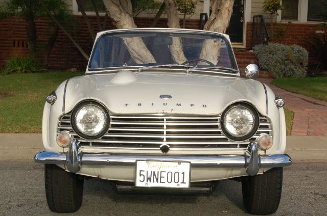 1967 Triumph TR4 Value Package SUV