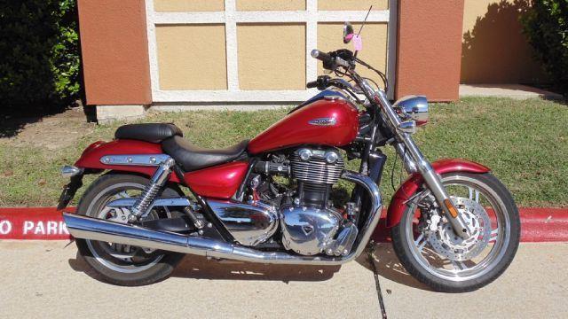 2010 Triumph Thunderbird Unknown