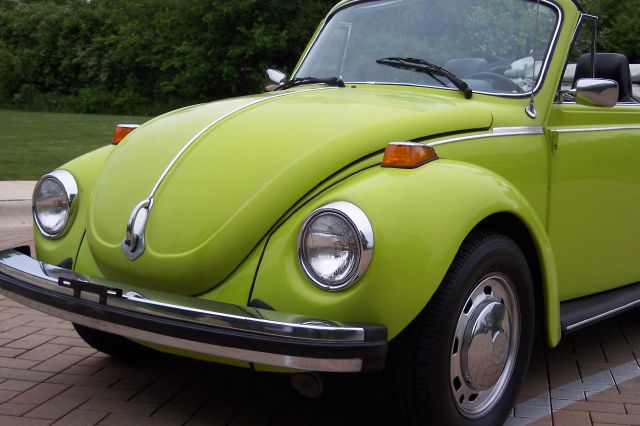 1974 Volkswagen Beetle Loaded Up