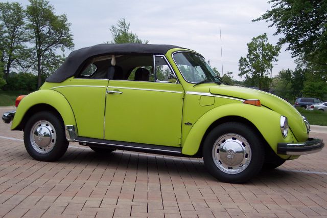 1974 Volkswagen Beetle Loaded Up
