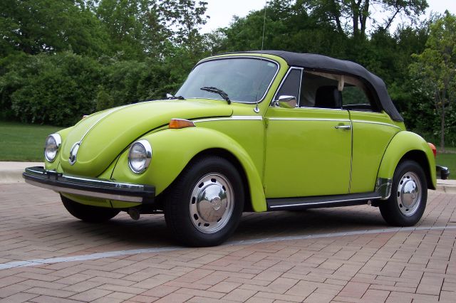 1974 Volkswagen Beetle Loaded Up