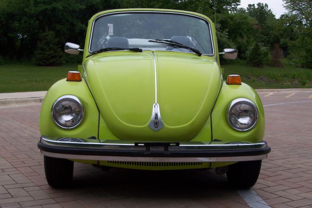 1974 Volkswagen Beetle Loaded Up