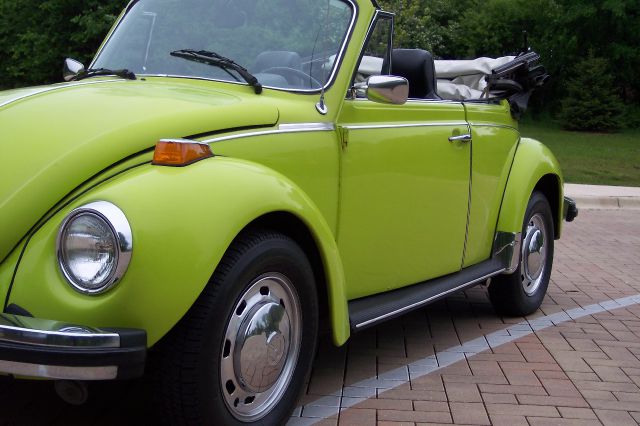1974 Volkswagen Beetle Loaded Up