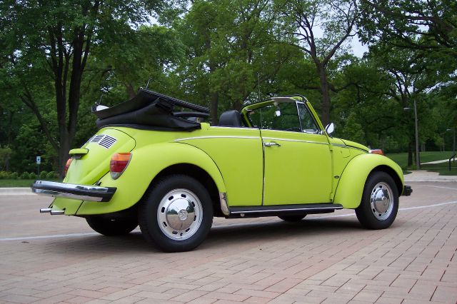 1974 Volkswagen Beetle Loaded Up