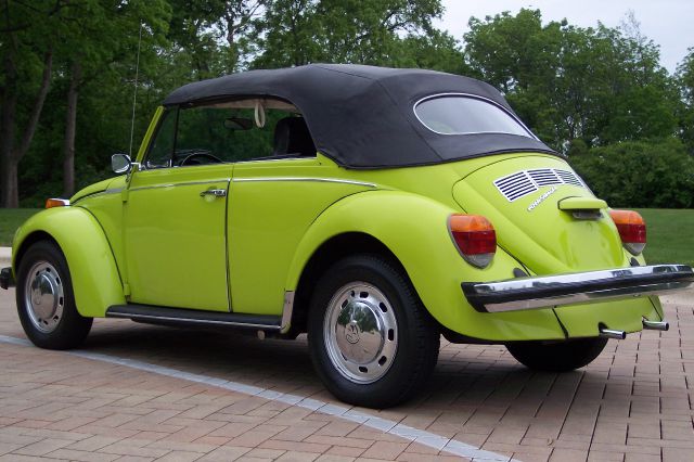 1974 Volkswagen Beetle Loaded Up