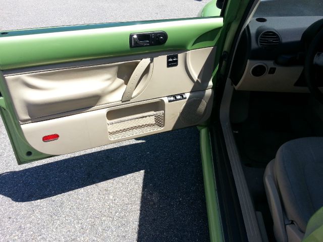 2000 Volkswagen Beetle Unknown