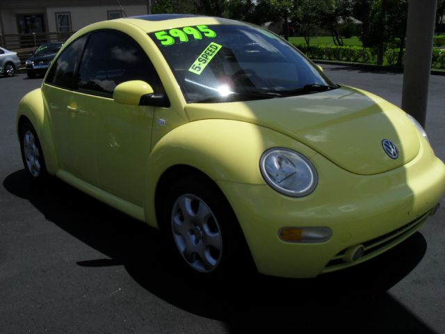 2002 Volkswagen Beetle FWD 4dr Sport