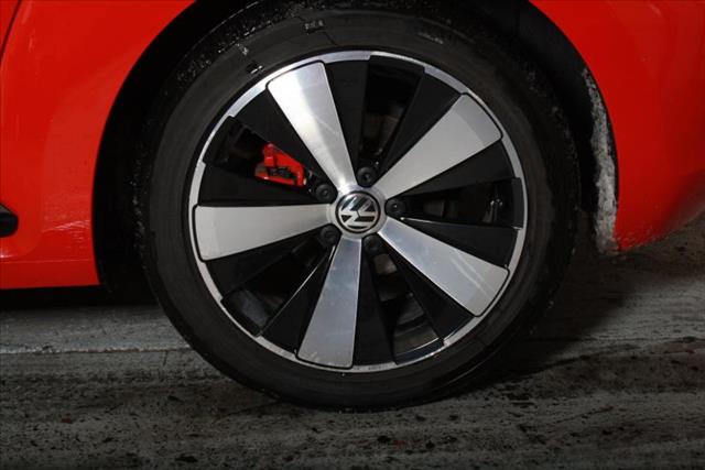 2012 Volkswagen Beetle Wagon SE