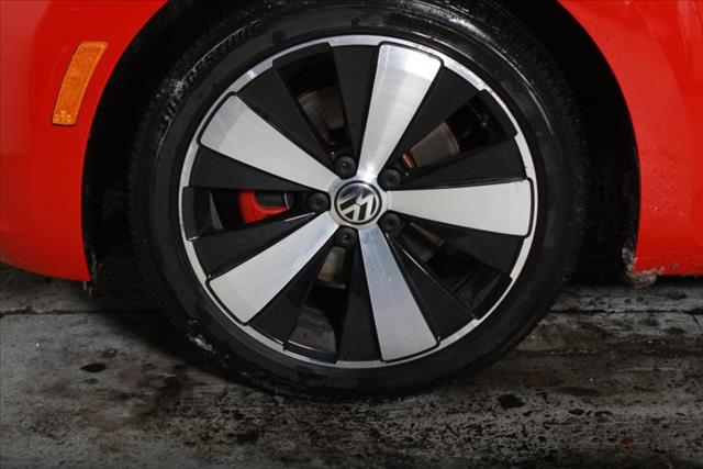 2012 Volkswagen Beetle Wagon SE