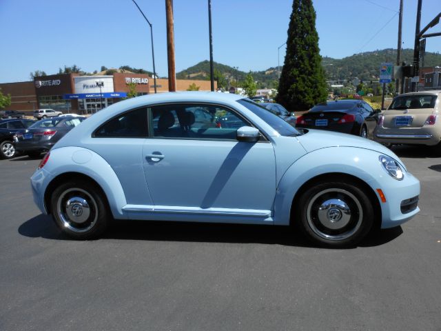 2012 Volkswagen Beetle 4X4 Crew Cab Super Duty Lariat