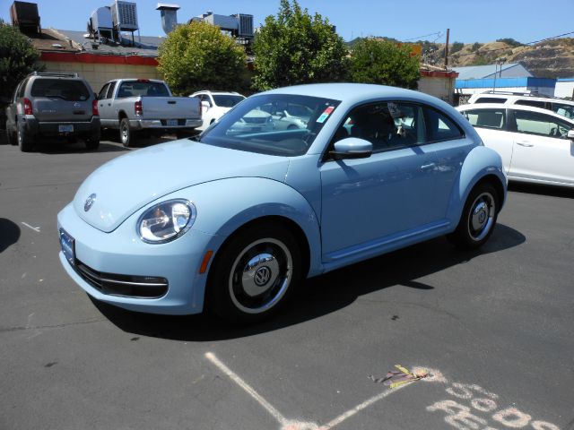 2012 Volkswagen Beetle 4X4 Crew Cab Super Duty Lariat