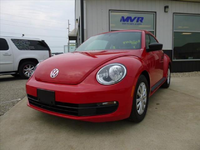 2012 Volkswagen Beetle L300 Sedan