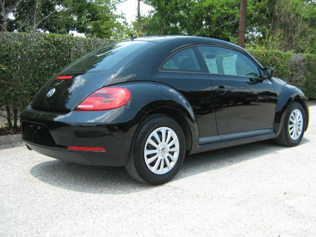 2012 Volkswagen Beetle 4X4 Crew Cab Super Duty Lariat