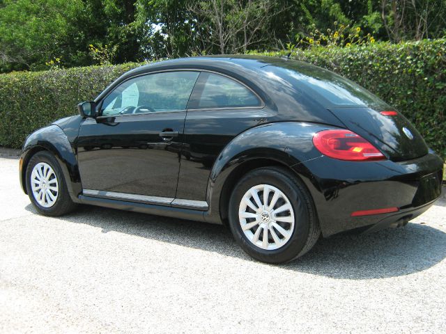 2012 Volkswagen Beetle 4X4 Crew Cab Super Duty Lariat