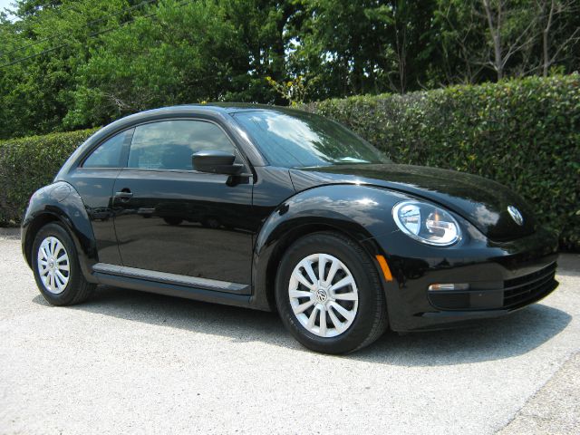 2012 Volkswagen Beetle 4X4 Crew Cab Super Duty Lariat