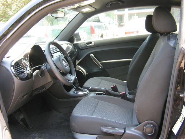 2012 Volkswagen Beetle 4X4 Crew Cab Super Duty Lariat