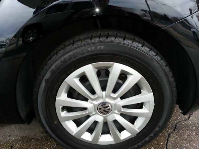 2012 Volkswagen Beetle Unknown