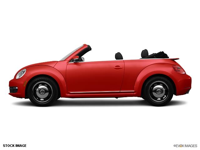 2013 Volkswagen Beetle Reg Cab 118 WB