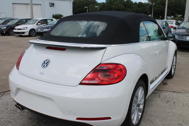2013 Volkswagen Beetle Access Cab SR5 1 Owner