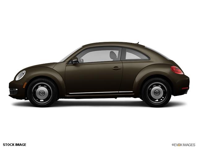 2013 Volkswagen Beetle Reg Cab 118 WB