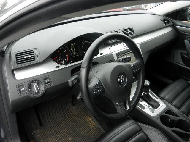 2010 Volkswagen CC 2008 Kia LX