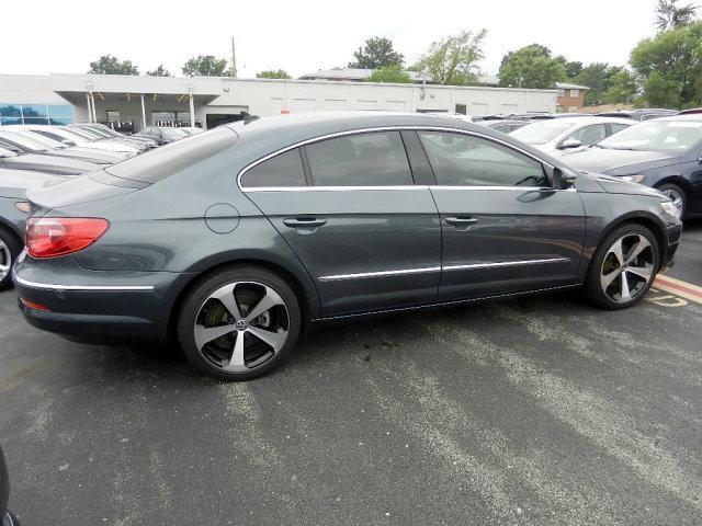 2010 Volkswagen CC 2008 Kia LX