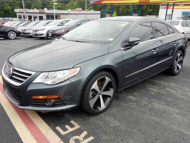 2010 Volkswagen CC 2008 Kia LX
