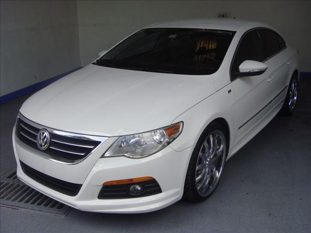 2010 Volkswagen CC Unknown
