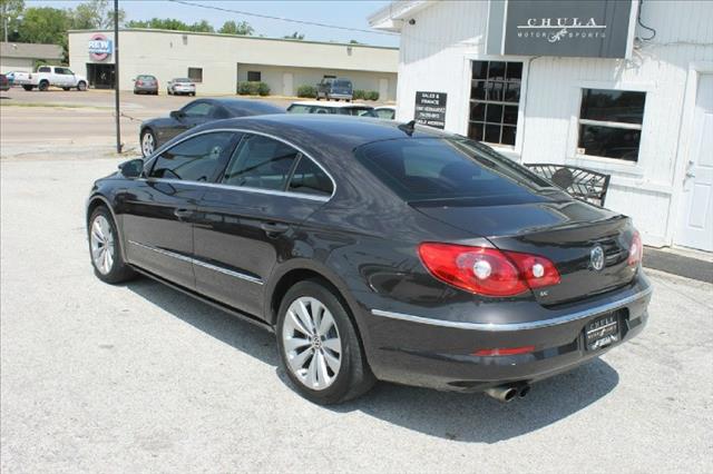 2010 Volkswagen CC 4-passenger Open Top Alpha AWD Truck