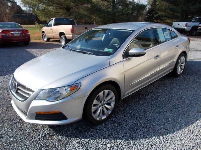 2011 Volkswagen CC SE 4X4 3RD ROW