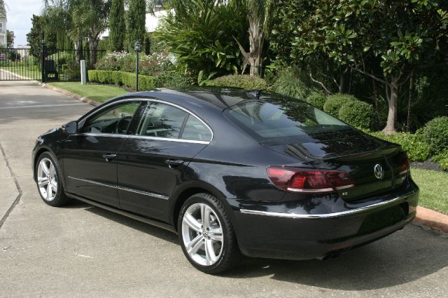 2013 Volkswagen CC 3.2 Quattro S-line AWD Sedan