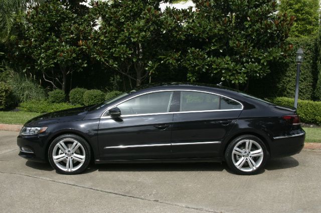 2013 Volkswagen CC 3.2 Quattro S-line AWD Sedan