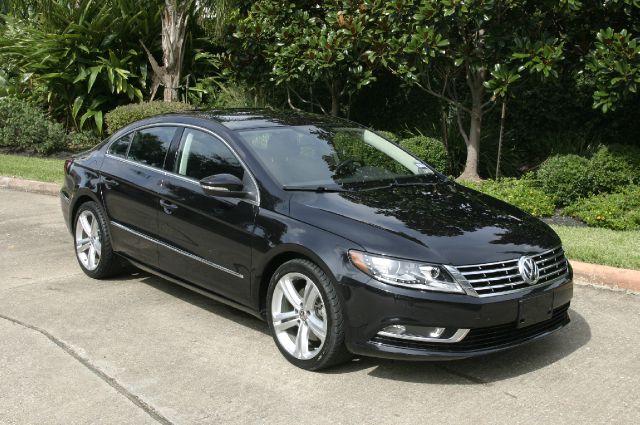 2013 Volkswagen CC 3.2 Quattro S-line AWD Sedan
