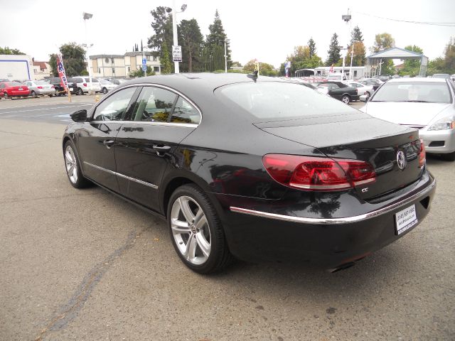 2013 Volkswagen CC GLS Convertible 2D