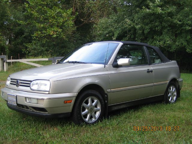 1999 Volkswagen Cabrio FWD 4dr Sport